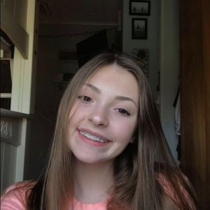 Meet your Posher, Leah